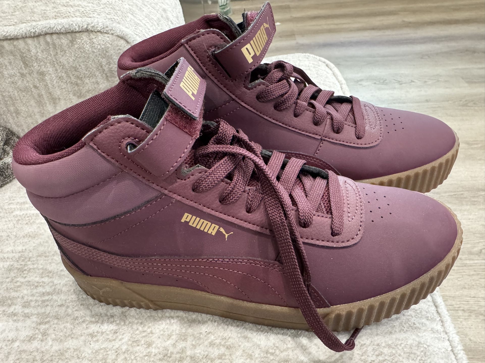 Puma Sneakers