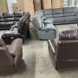 Sofas, Loveseats & Sectional