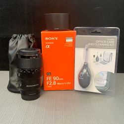 Sony FE 90mm f/2.8 Macro G OSS Lens (Display, Great Condition)