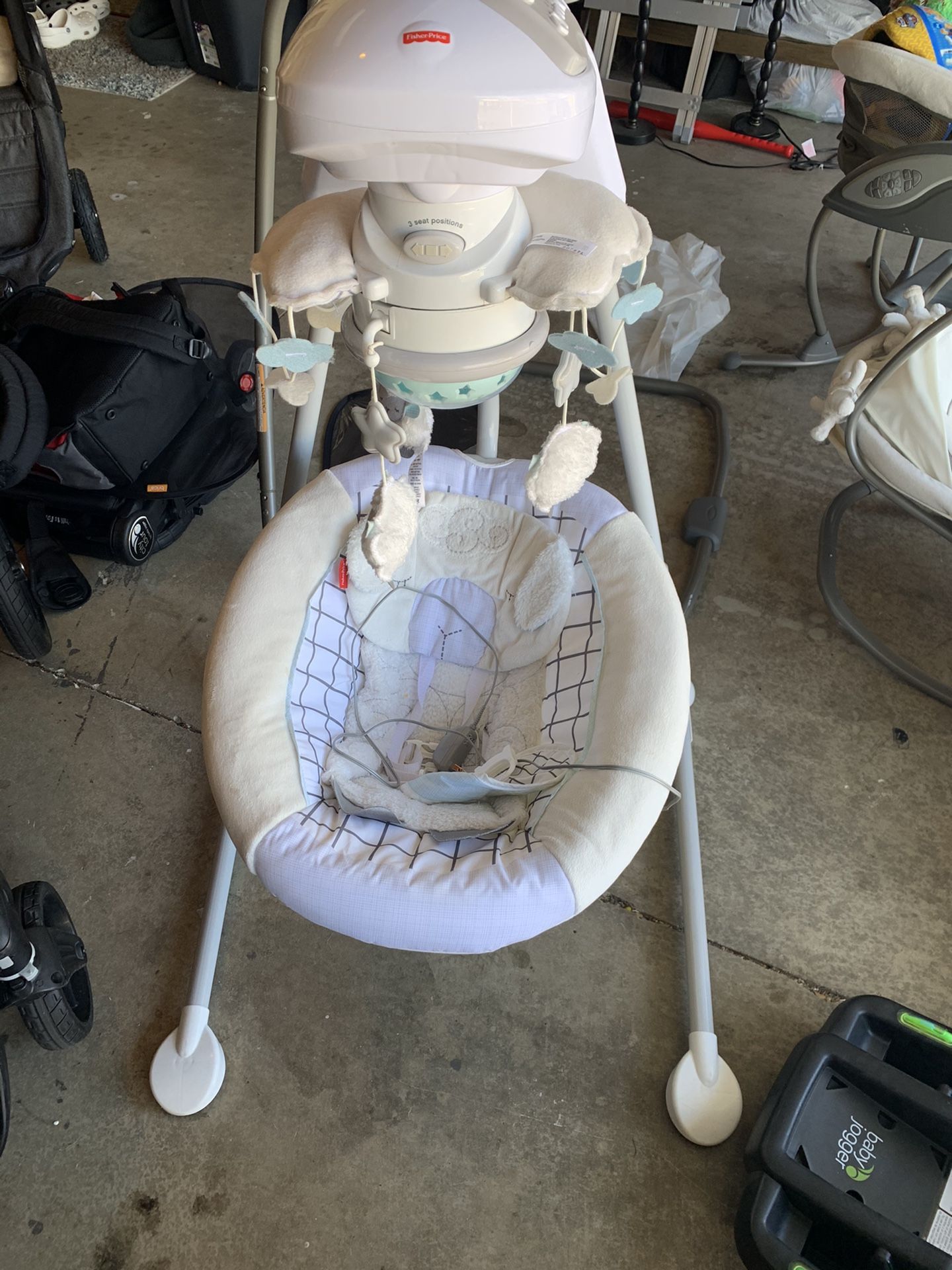 👶🏻🤗💙FisherPrice Baby Swing With Music