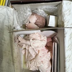 Vintage Knowles Porcelain Baby Doll With Papers