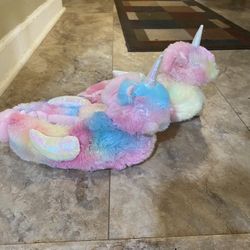 Unicorn Indoor Slide On Slippers, Girls, Size 5/6 (New).