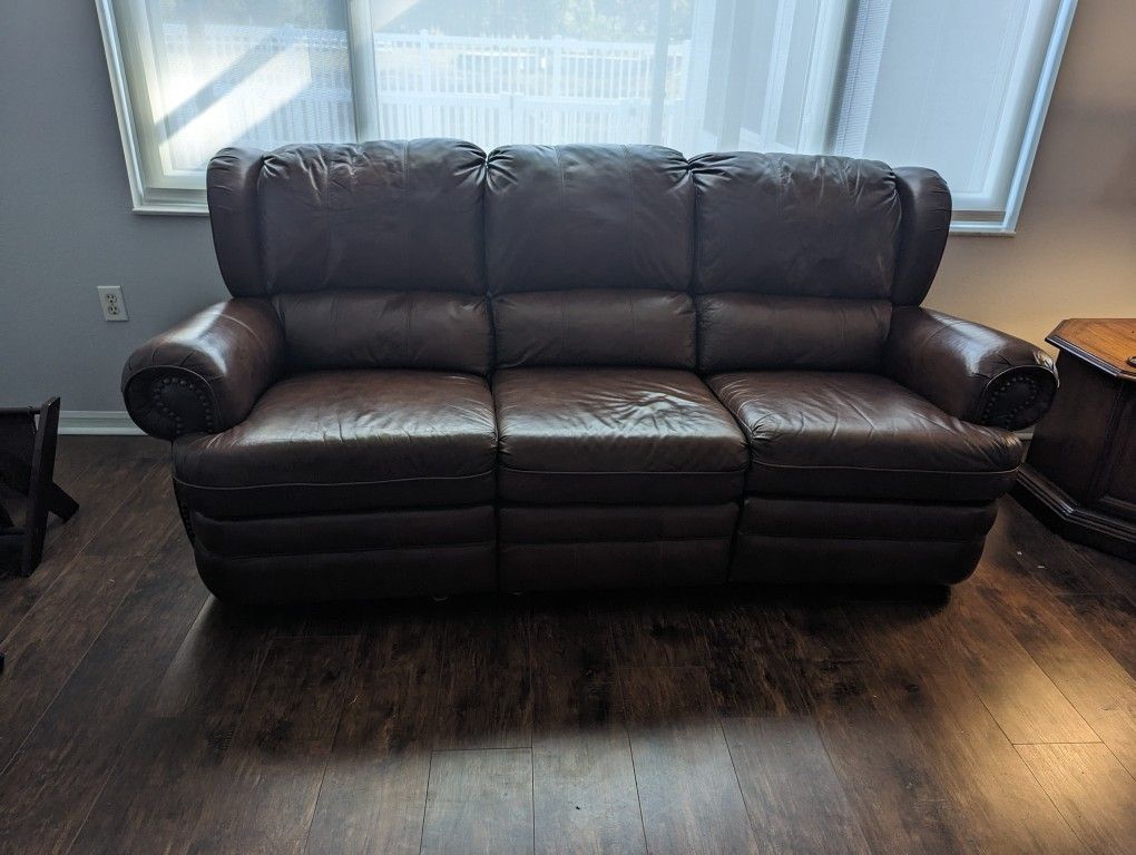 Leather Couch With End Recliners
