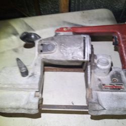 Milwaukee heavy duty bandsaw