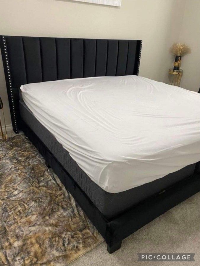 New Platform Queen Size Black Bed Frame With Nailhead