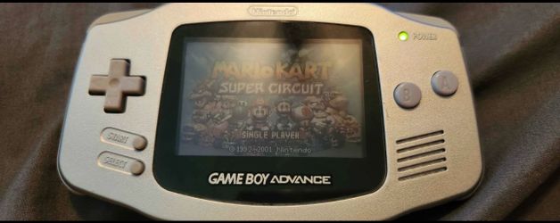 Nintendo Game Boy Advance like new!