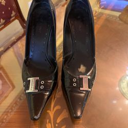 BCBG Black Shoes Used Size 8.5