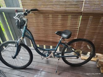 Fuji Saratoga 1.0 City Bike
