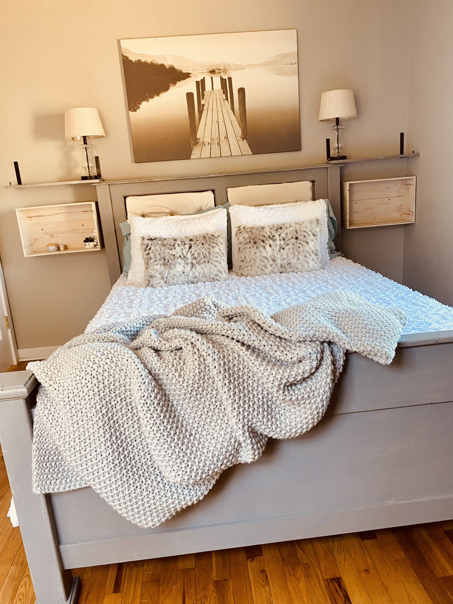 Free queen size Bed Frame  ONLY 