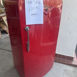 Refrigerator 1950s Works Great