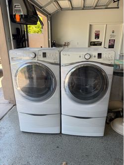 Whirlpool Duet Front Load Washer & Dryer Set w/ Pedestals – White – Works Great – $400