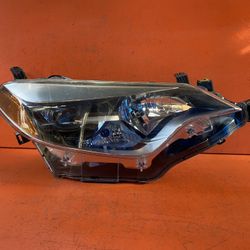 2014 2015 2016 TOYOTA COROLLA RIGHT HEADLIGHT LED HALOGEN OEM USED