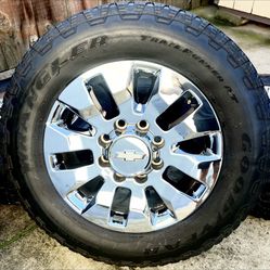 Like New Chevy Silverado 2500 20” OEM Chrome Wheels on 275/65/20 Goodyear TrailRunner AT 50% Tread 