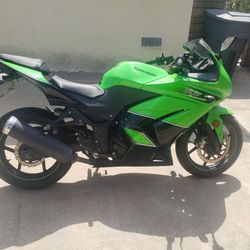 2011 Kawasaki Ninja 250r