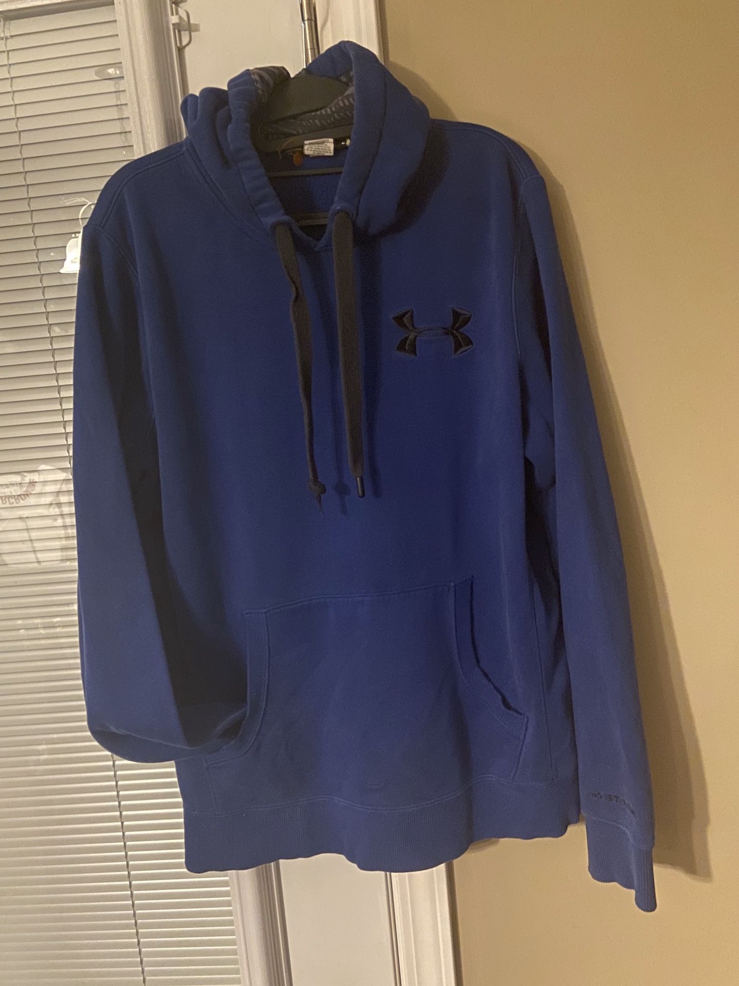 Under Armour Hoodie Medium Men’s