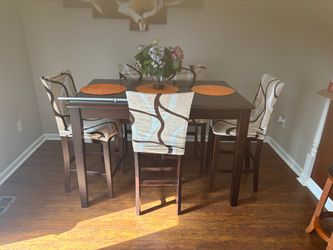 Dinning Table