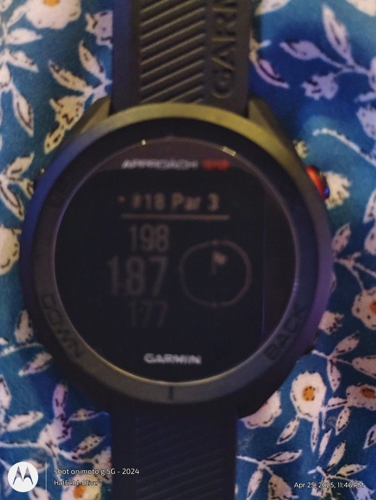 Garmin Approach S12 GPS Golf Watch. 