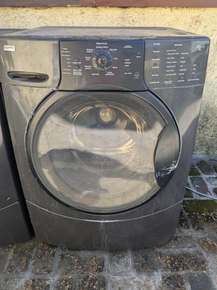 Kenmore Washers And Gas Dryer