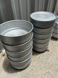 8" round stacking dough pan. Lot of 12