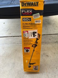 FLEXVOLT 60V MAX 17 in. Cordless Battery Powered Attachment Capable Trimmer Kit with (1) FLEXVOLT 9Ah Battery & Charger