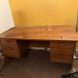 Sofa, king bed and desk: everything $200