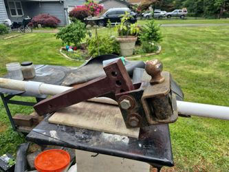 Heavy duty adjustable car tow hitch