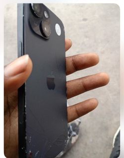 Selli mg iPhone 15