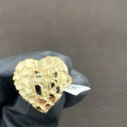 10k Gold Heart Nugget Ring- 3g 