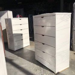 2 Dresser 5 Drawers Cathy $320