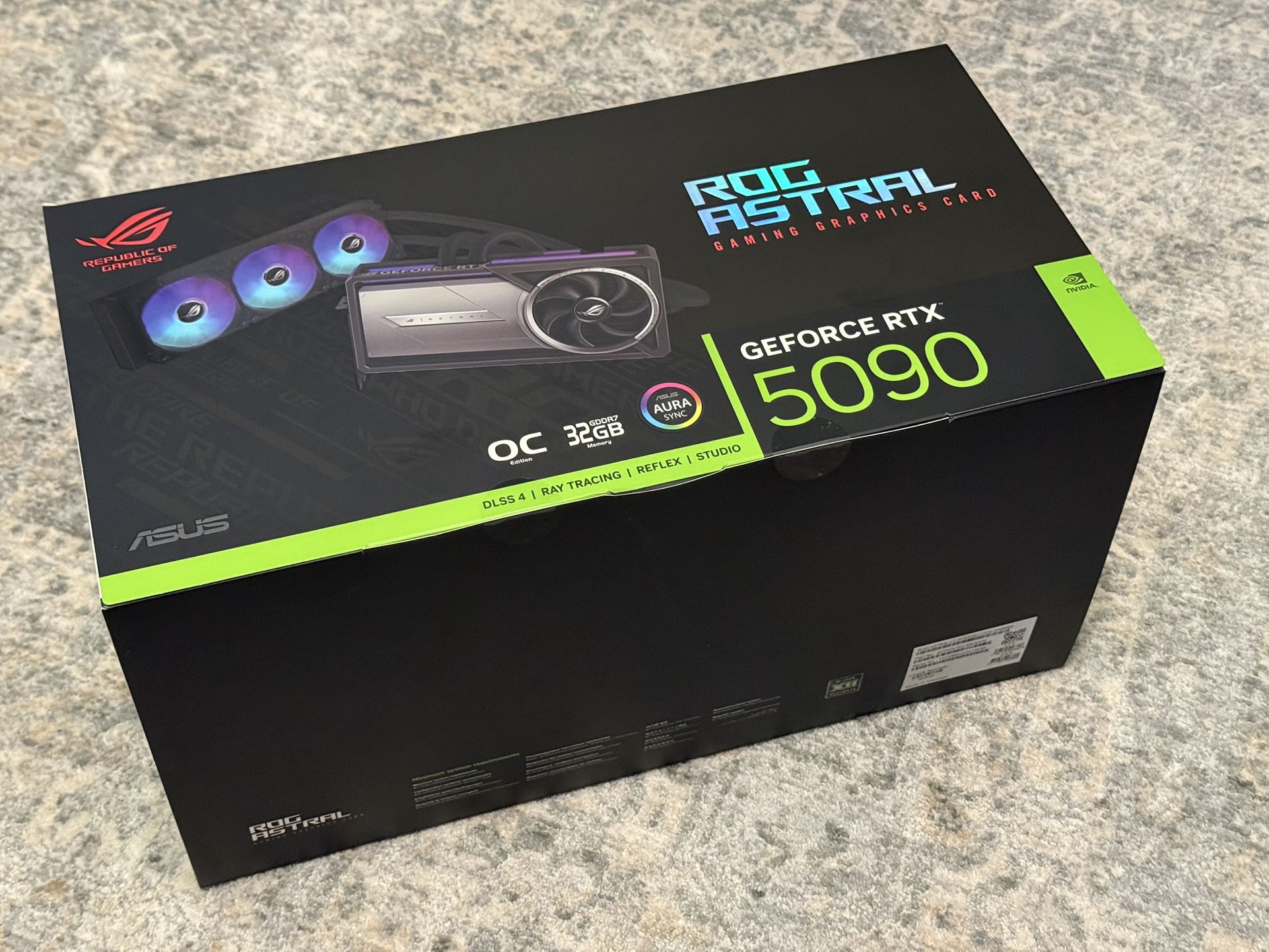 ROG Astral LC GeForce RTX™ 5090 32GB GDDR7 OC Edition