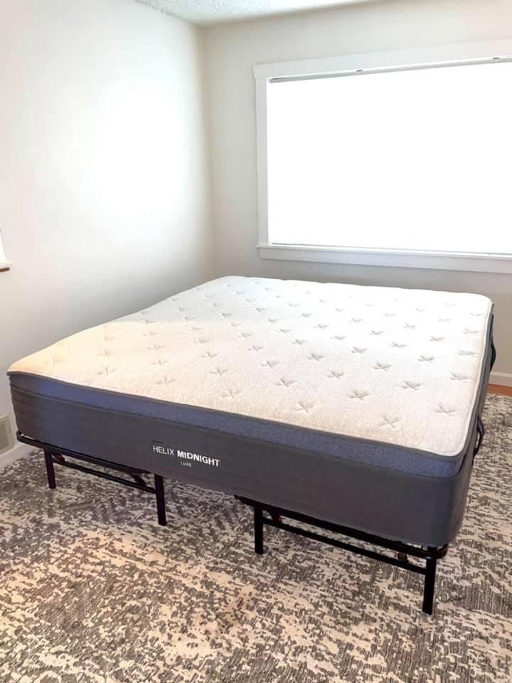 Helix Luxe Midnight King Mattress