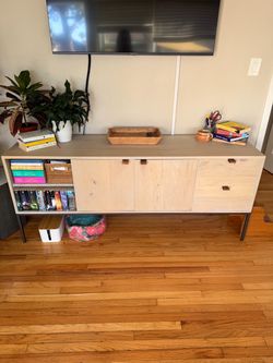 Modern Wood and Metal Posts Console