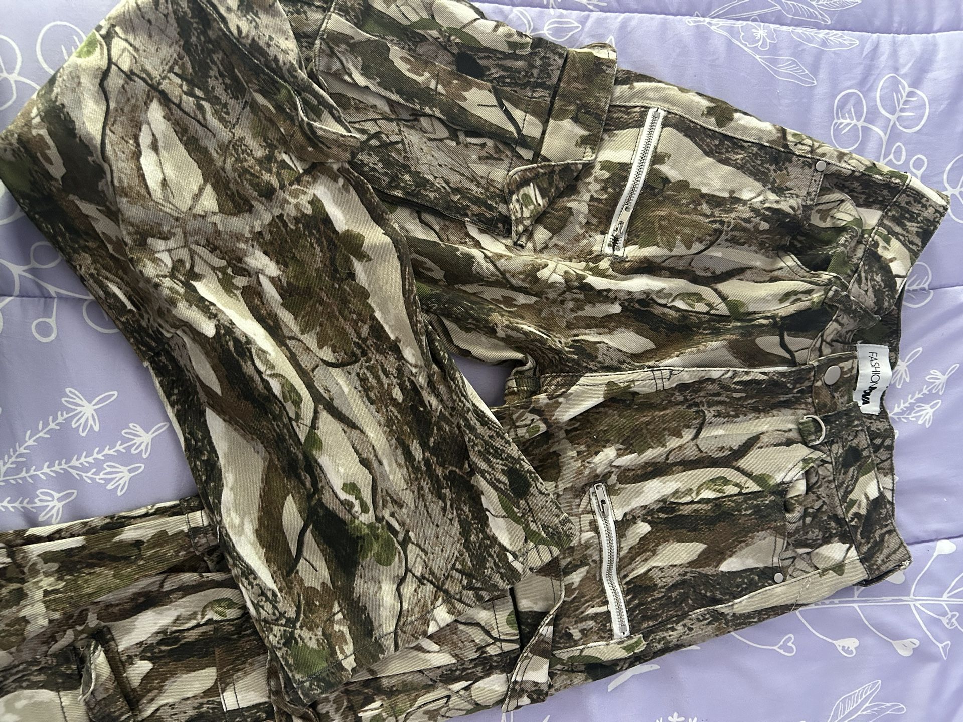 Camo Baggy Cargo Pants