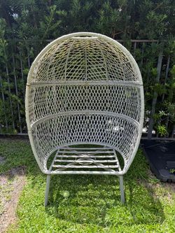 EGG Chair
