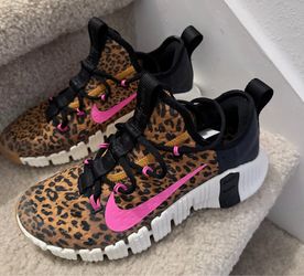 NIKE METCON 3 Women's sz 7 Leopard Print HOT PINK SWOOSH Sneakers new no box