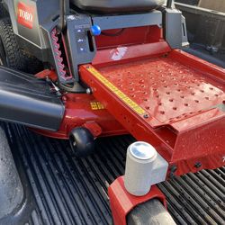 New 2025 Never Used TORO 42 Inch Zero Turn Mower