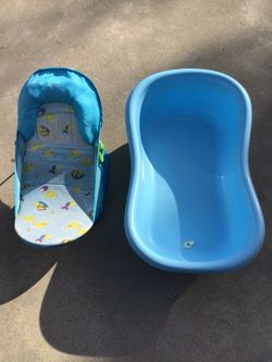 Newborn Baby Bath Shower Tub Bathtub With Cushion Support 