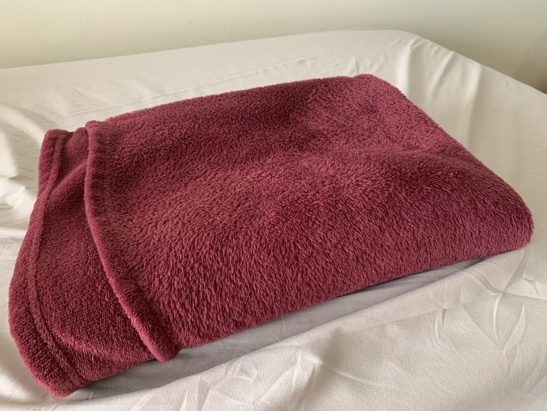 Light Weight Soft Travel Blanket