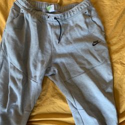 Nike Tech Sweats