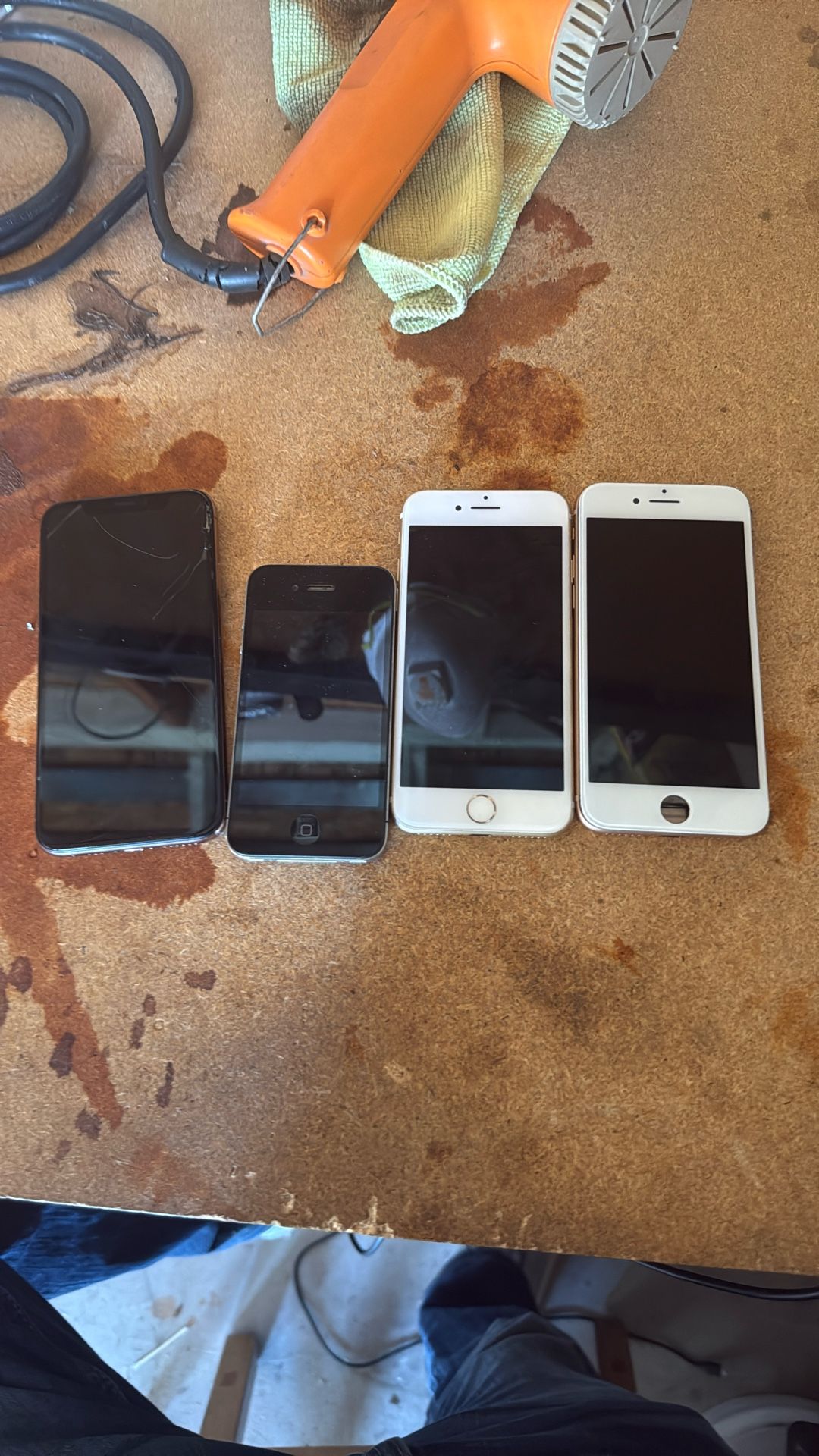 4 Untested iPhones