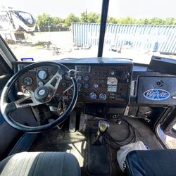 1996 Peterbilt 368