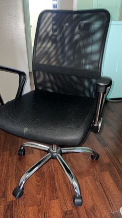 Rolling chair