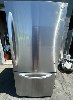 LG 3-Door French Door Fridge w/ Ice Maker