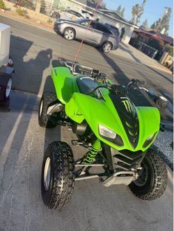 KAWASAKI KFX 700cc FULL AUTOMATIC ATV