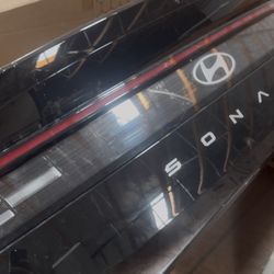 Hyundai Sonata Trunk