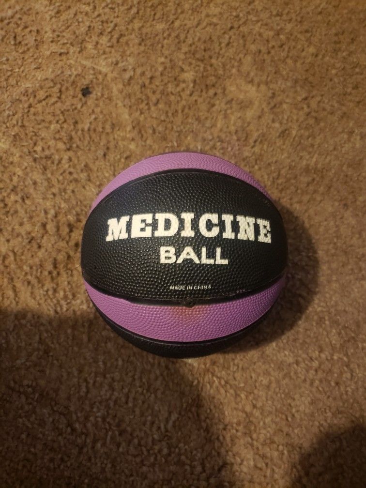 Medicine Ball 4 Pound
