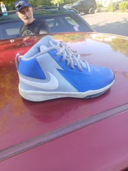 Nike  us 1y