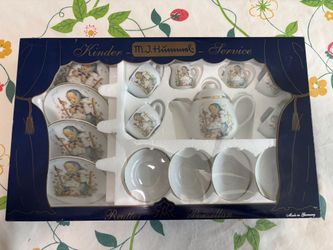 Vintage Hummel Tea Set