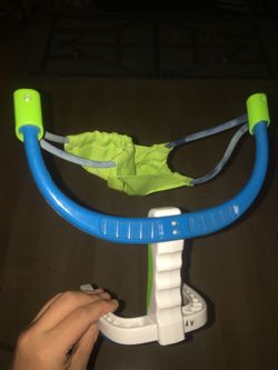 sling shot(dog treat launcher)
