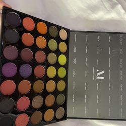 Morphe makeup palate 